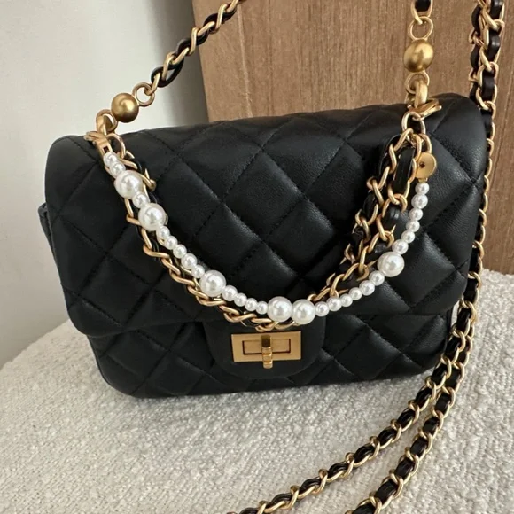 Quilted Sheepskin Leather - Picture 3 of 8